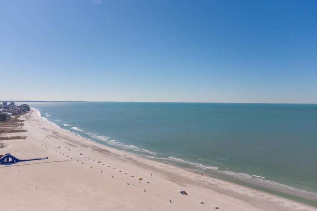 102-Tiny Treasure-Waterfront With Heated Pool Apartment St. Pete Beach Exterior photo